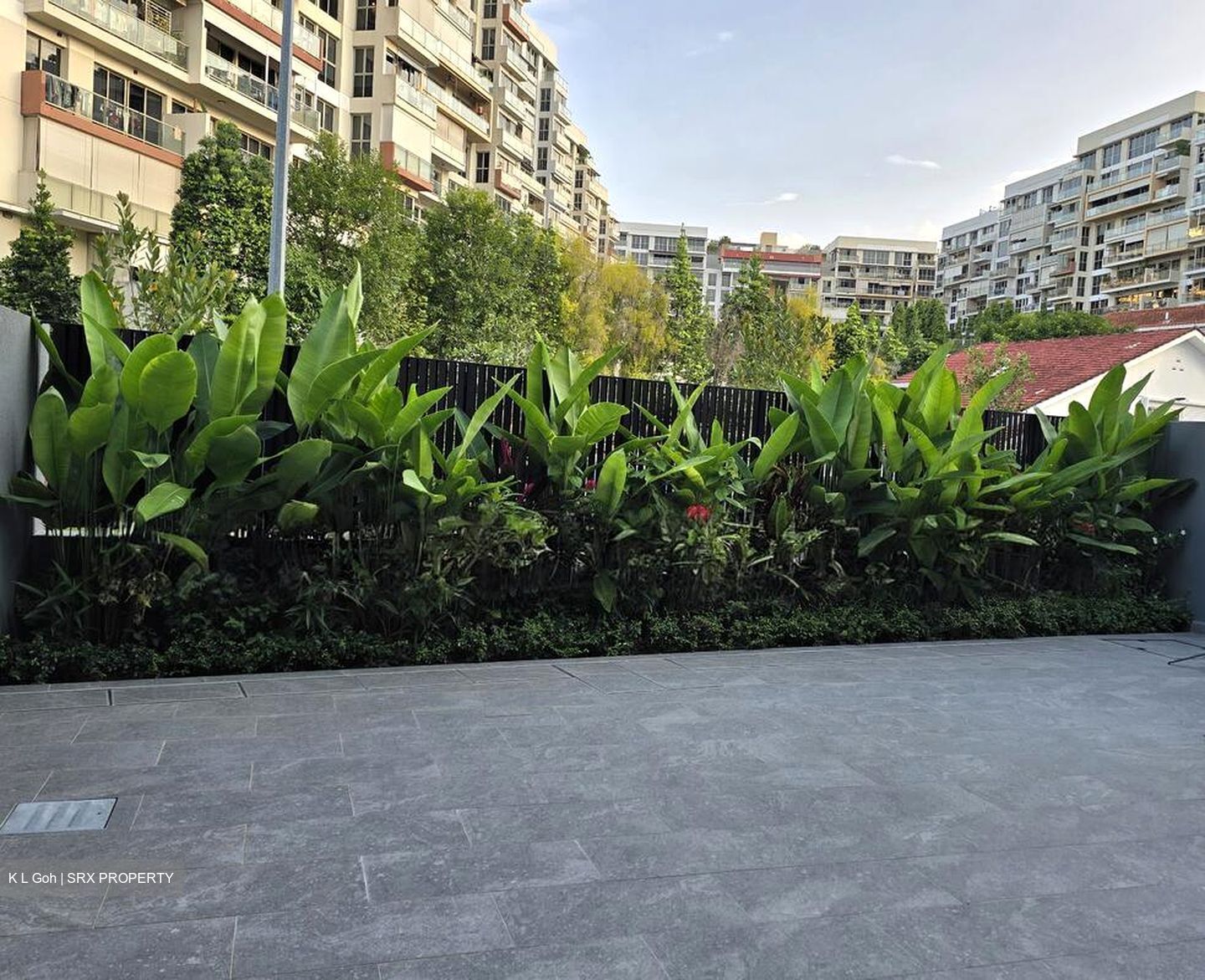 Loyang Besar Close (D17), Terrace #579158681